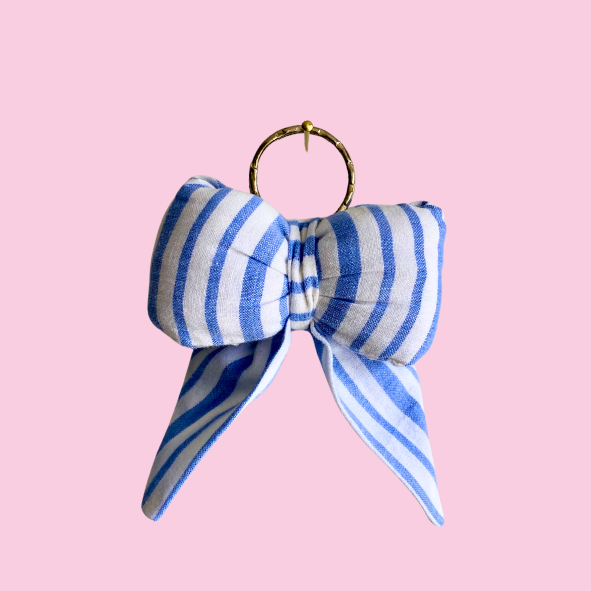 Le noeud - rayures bleues