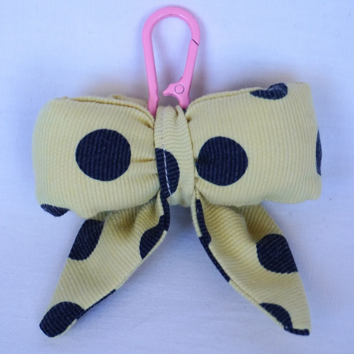 Le noeud - pois jaune